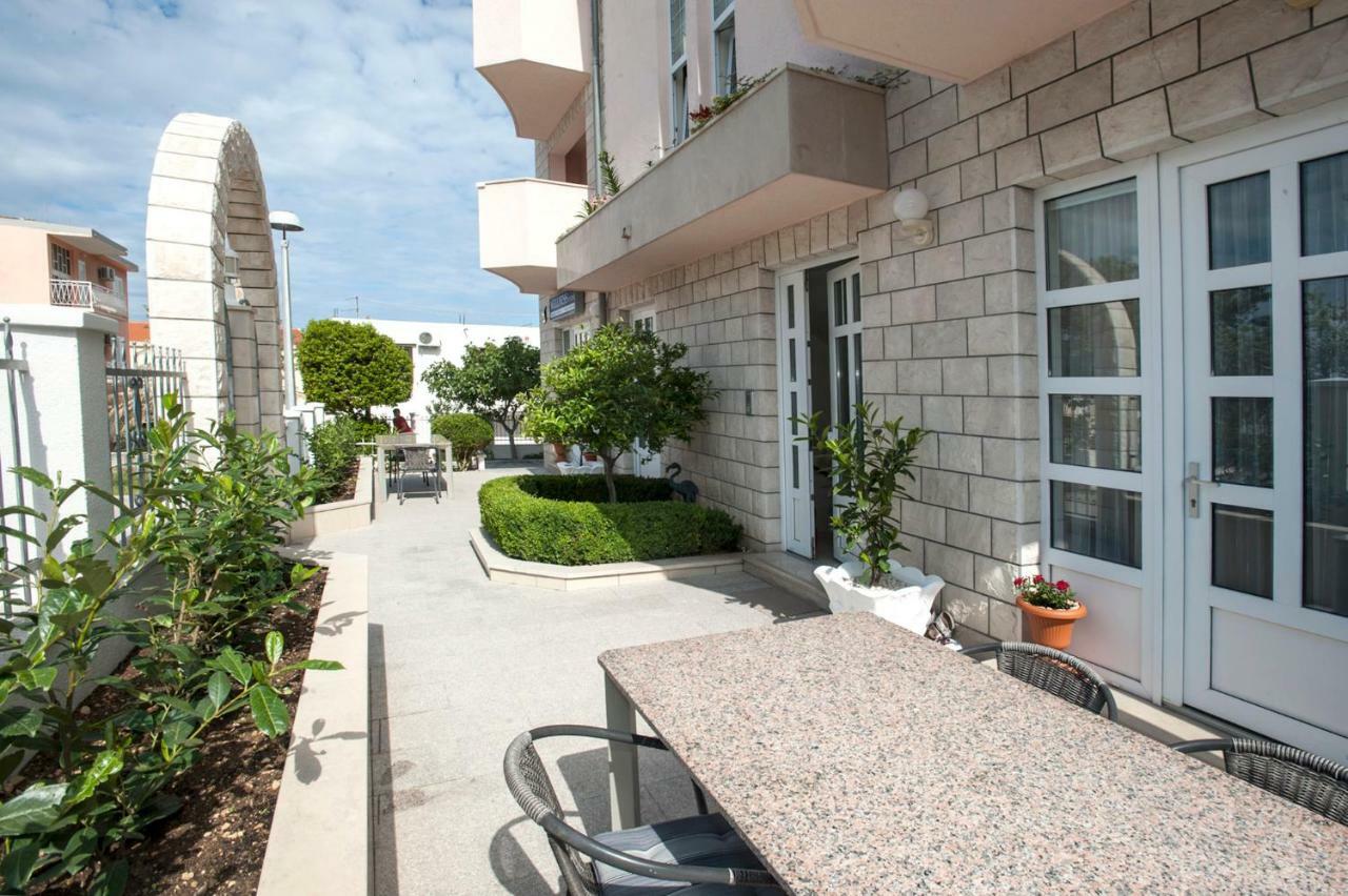 House Bacak - Apartment & Wellness-Studio Baska Voda Luaran gambar